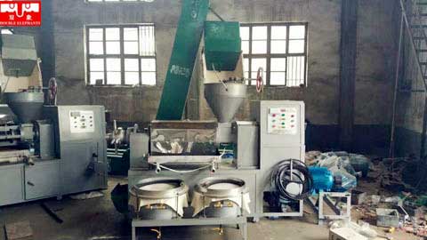 125型全自動榨油機(jī) 125型全自動榨油機(jī)